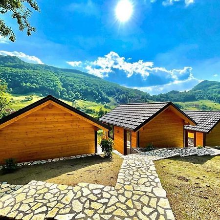Hotel Bujtina Tradicionale Lepushe Exteriér fotografie