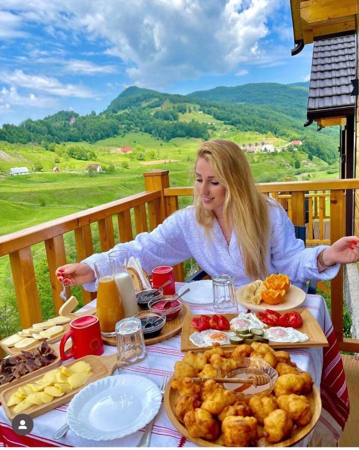 Hotel Bujtina Tradicionale Lepushe Exteriér fotografie